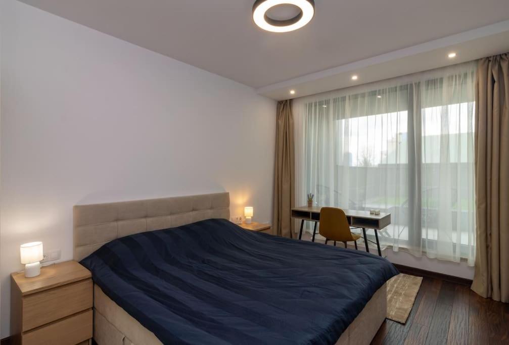 Georgi'S 1 Bedroom Quiet Apartment With Garage โซเฟีย ภายนอก รูปภาพ